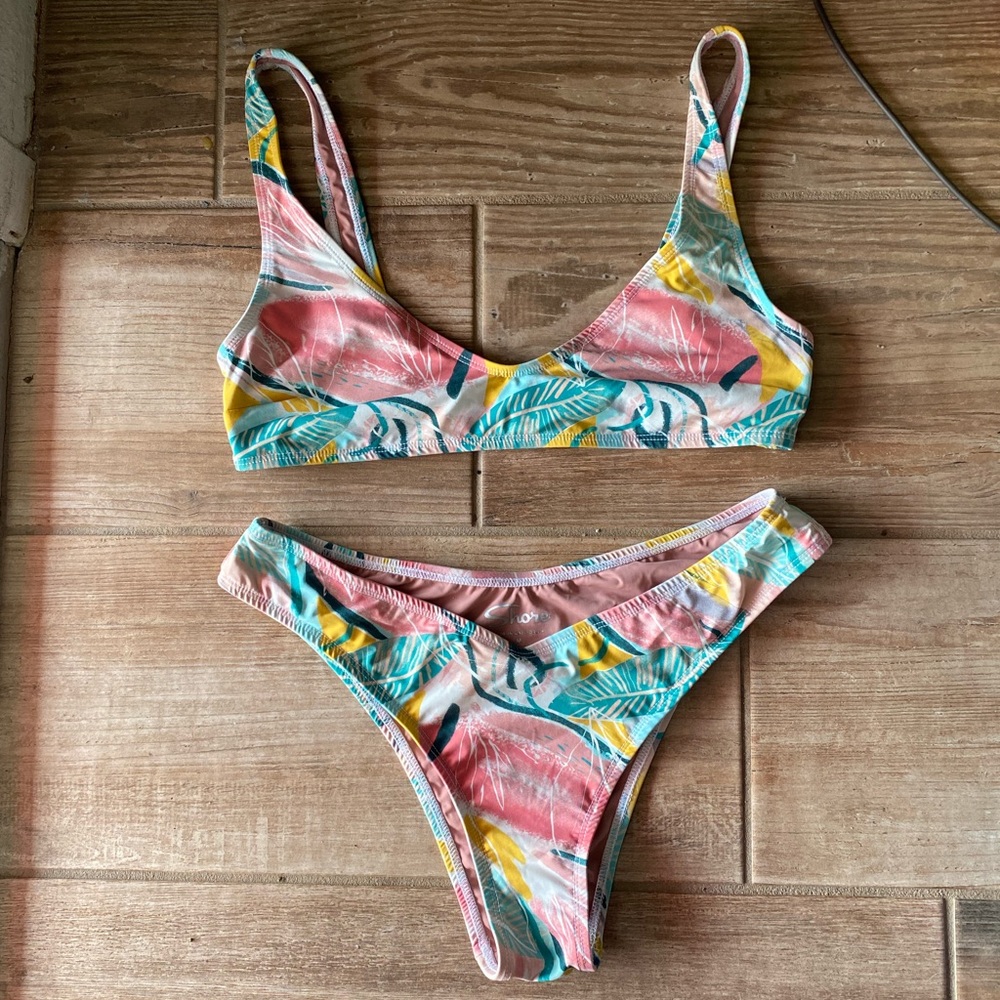 SHORE bikini set
